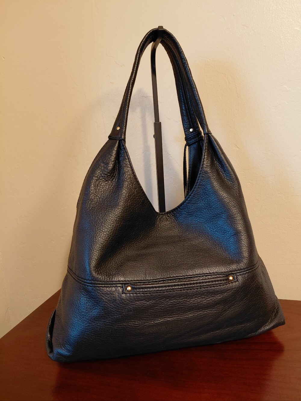 Michael Kors Austin Large Black Pebbled Leather Slouchy Hobo Bag - Picture 2 of 11